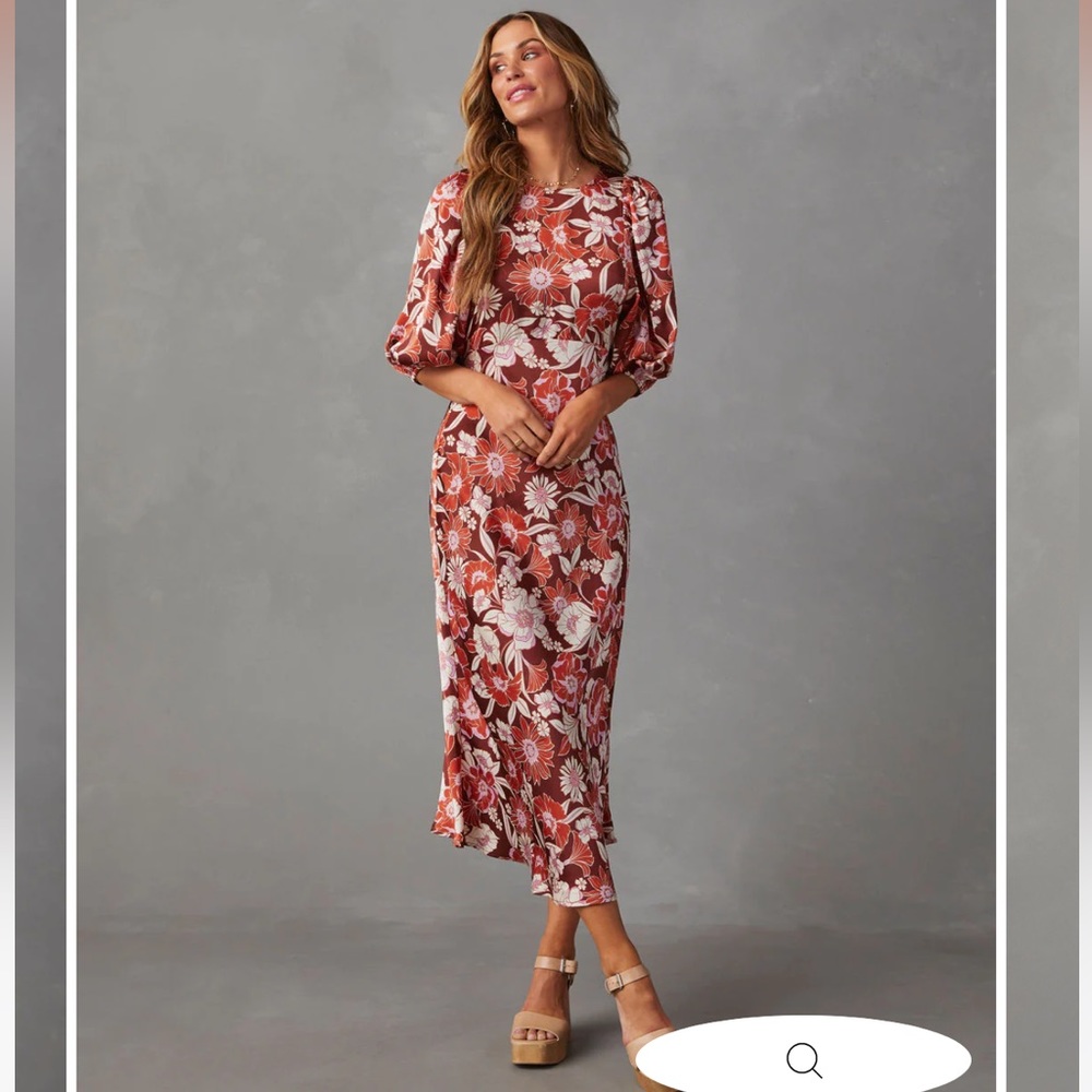 DAMARA SATIN FLORAL SHORT SLEEVE MIDI DRESS BROWN brand new with tags from vici
